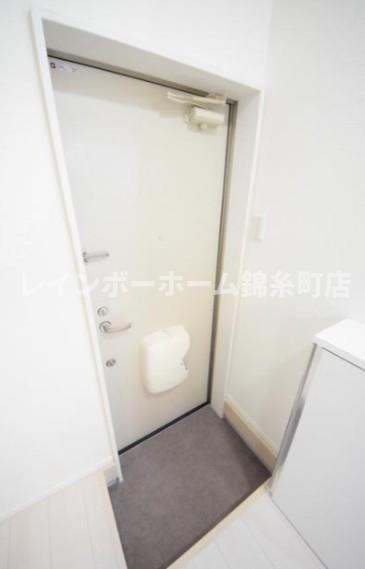 La premièreの玄関|※建築中のため参考写真となります。