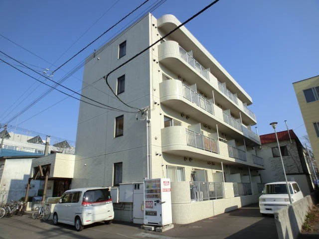 ネージュ