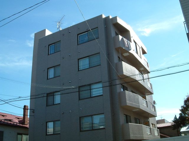 ホーリーコート菊水