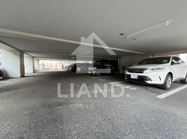 リファレンス箱崎　東箱崎小学校区の駐車場