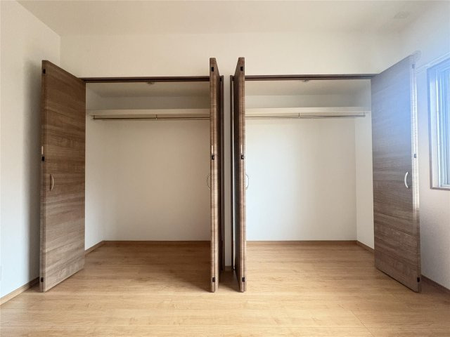 クロノス52鶴羽田の収納
