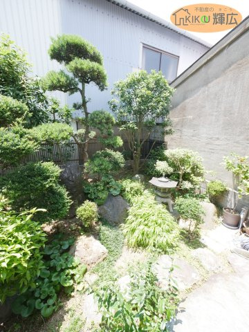 姫路市幸町　中古戸建の庭