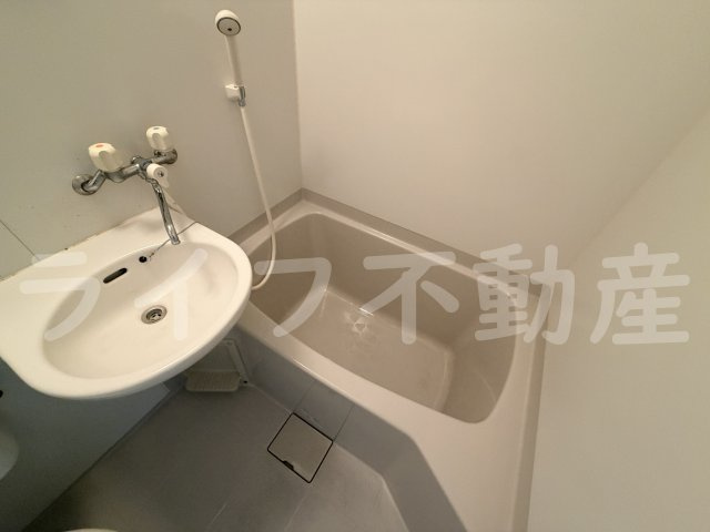 ヴィラ若江の浴室