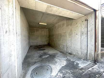 黄金山町中古戸建250万円の駐車場