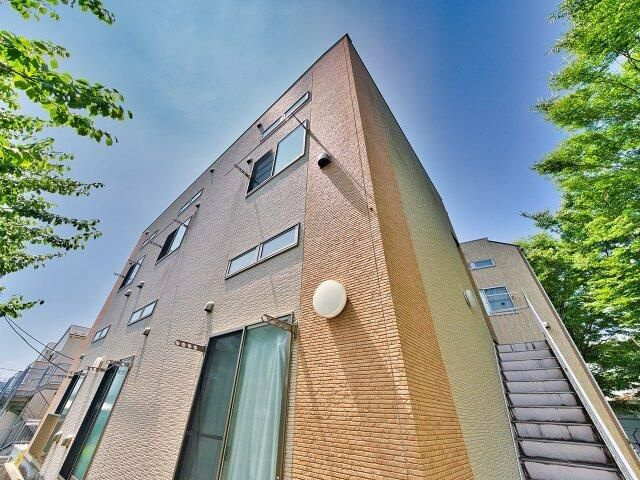 エスポワール杉田の外観