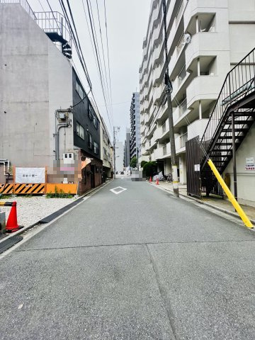 豊島区東池袋２丁目売地の前面道路含む現地写真
