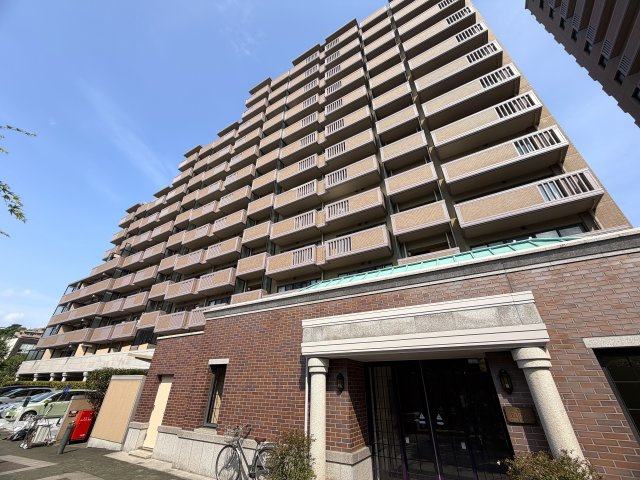 四季感じる敷地。日本人の心も忘れない。そんなビッグコミュニティの威力は家にも発揮！！まぁ、見てみてほしいと思う『パークシティ横濱Ｅ棟』リノベーション