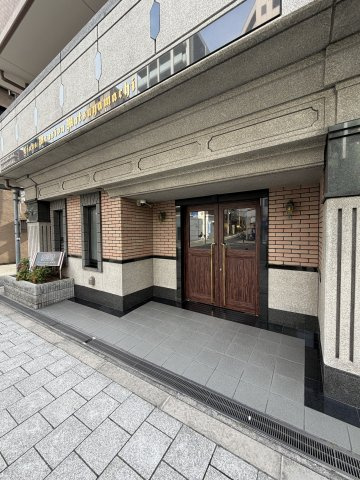 ライオンズマンション松屋町のエントランス