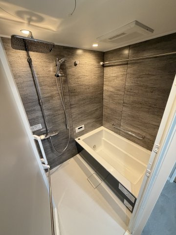ライオンズマンション松屋町の浴室