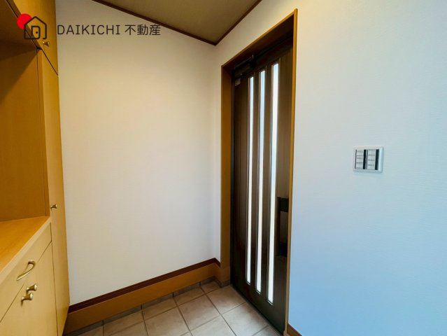 【玄関】 | 坂戸市横沼　中古戸建