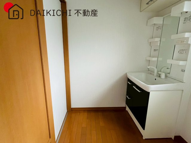 【洗面所】 | 坂戸市にっさい花みず木3丁目　中古戸建