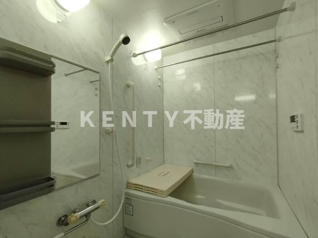 【浴室】 | 品川シーサイドビュータワー Ⅱ | 落ち着いた空間のお風呂です