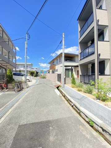 フォレ中穂積WESTの周辺