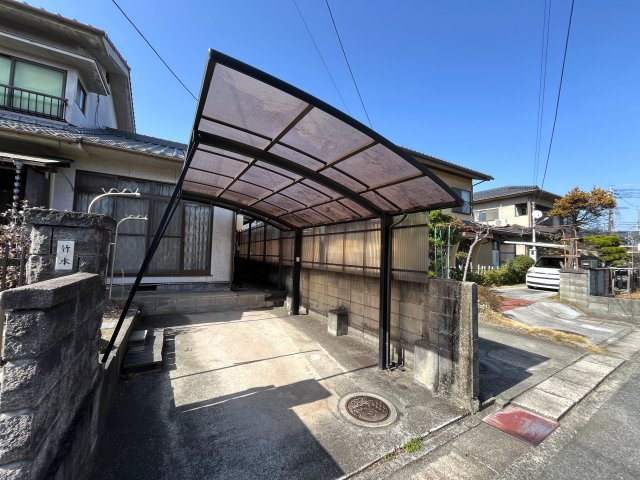 笠岡市富岡売家3の駐車場