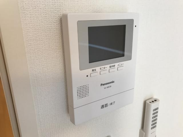 ハニーカルテットの内装|カメラ付インターホン