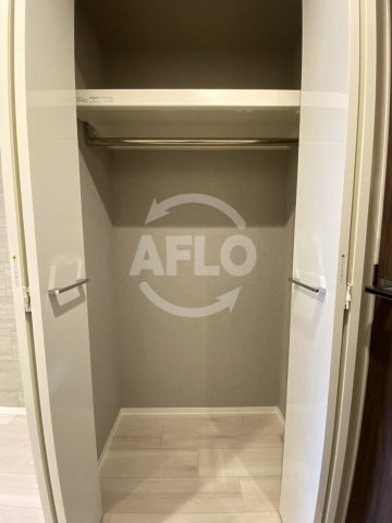 パークフラッツ弁天町駅前の収納|ミッドフラッツ弁天町駅前　クローゼット