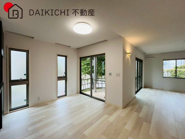 【居間・リビング】 | 坂戸市にっさい花みす木　中古戸建