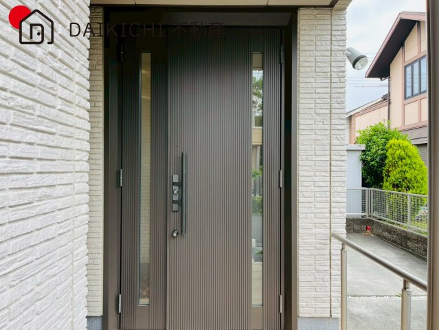 【玄関】 | 坂戸市にっさい花みす木　中古戸建