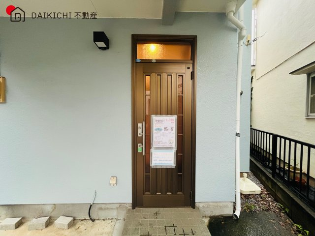 【玄関】 | 鶴ヶ島市上広谷　中古戸建