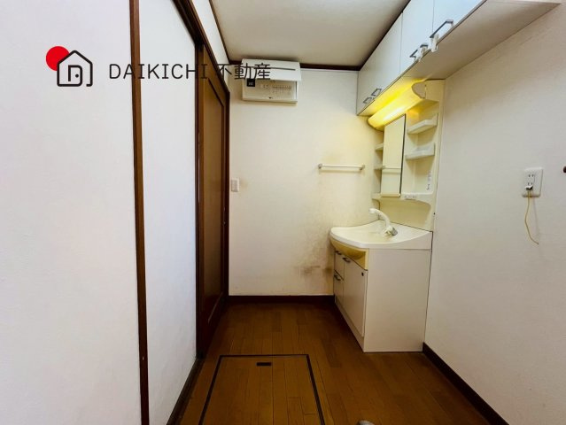 【洗面所】 | 鶴ヶ島市鶴ヶ丘　中古戸建