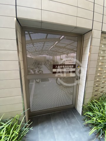 Y's Court 東梅田のその他共用部分|Y's　Court東梅田（ワイズコートヒガシウメダ）　駐輪場