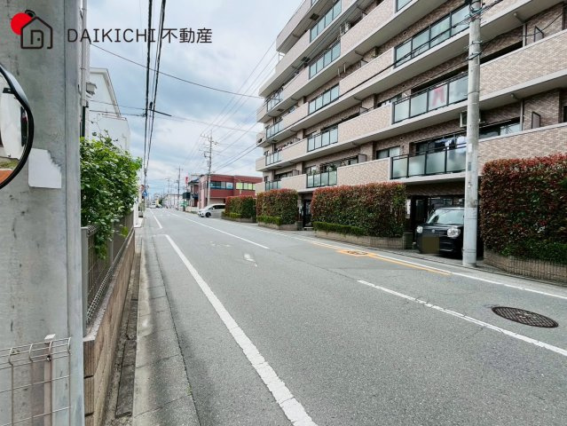 【前面道路含む現地写真】 | 鶴ヶ島市鶴ヶ丘　中古戸建