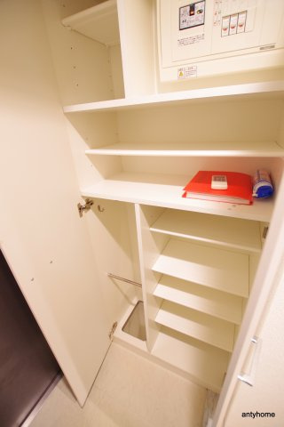 レジデンス京橋スクエア　仲介手数料無料の玄関