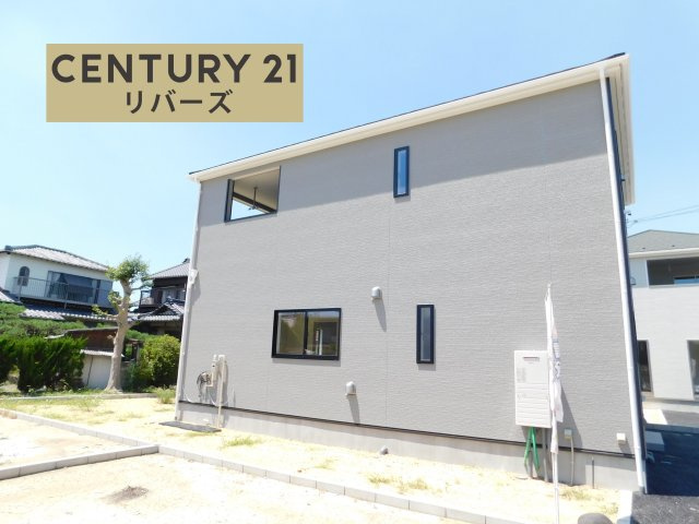 あま市七宝町遠島八幡島の新築一戸建の外観|◇３号棟◇　　いつでも見学出来ます♪♪（お問合せ当日、平日、水曜、夜間でもＯＫ）　敷地６７．０９坪　駐車楽々並列３台ＯＫ　広い庭付き、陽当たり良好！　耐震＋制震の地震に強い安心な家♪　ＺＥＨ水準仕様♪