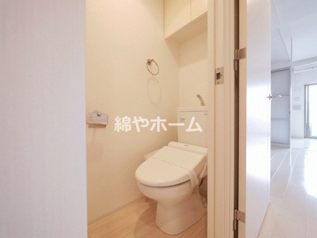 ラシュレエグゼ夕陽丘のトイレ|ゆったりとした空間のトイレです