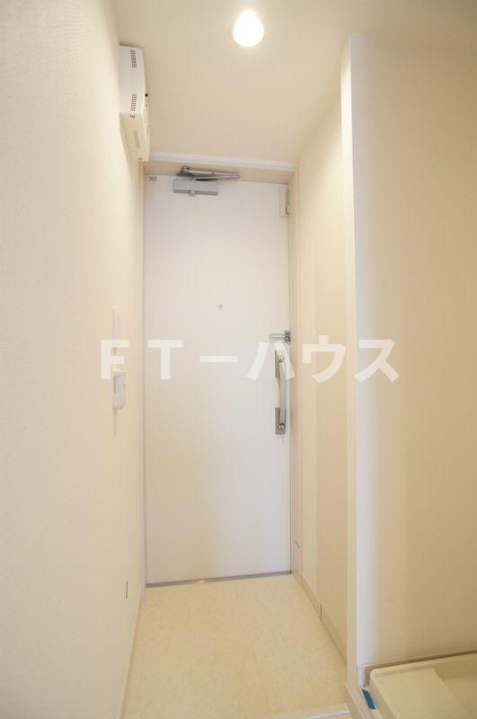 ラヴィータ 妙典の玄関