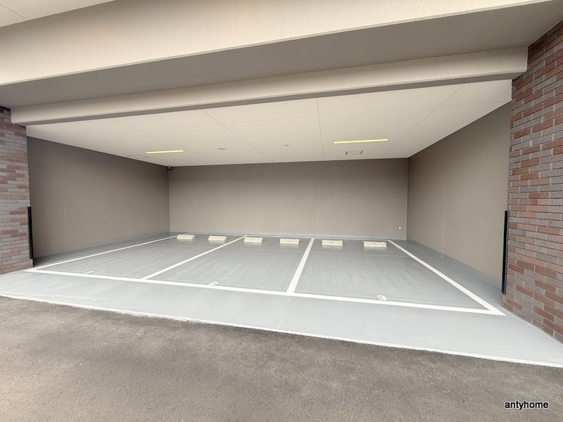 プレジオ城東　仲介手数料無料の駐車場