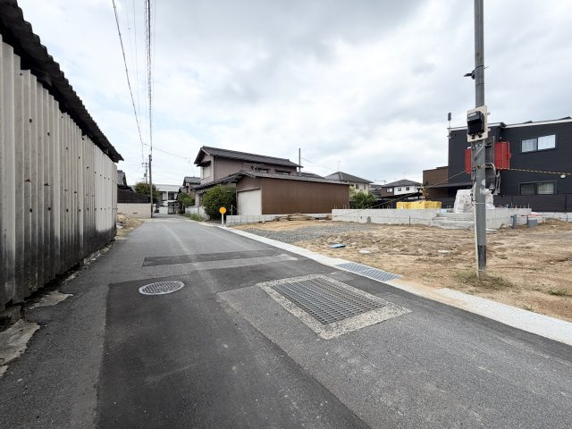 【前面道路含む現地写真】 | クレイドルガーデン浅口市金光町占見新田第9 (全2棟)