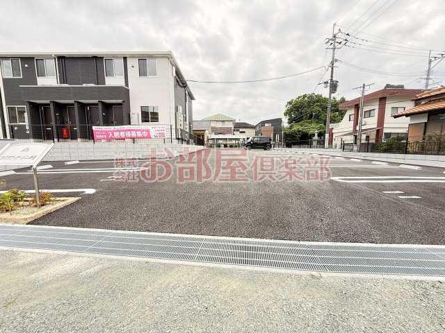 サクラヴィラージュ津福の駐車場|駐車場です