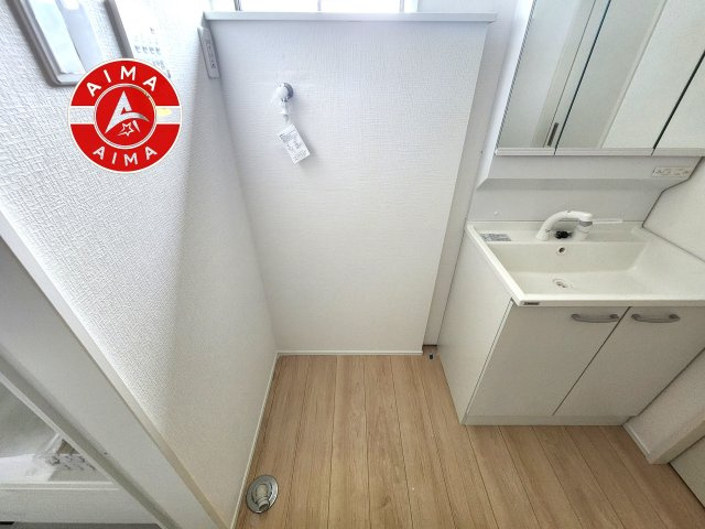 福岡市東区塩浜1丁目第6-3棟(3号棟)の内観：施工例|毎日の洗濯をスマートに。注目のランドリー空間を確保！