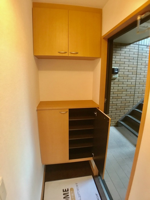 グレイシャス森の玄関