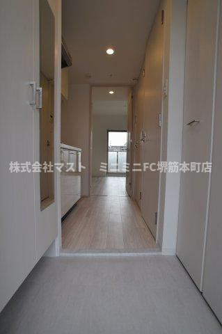 大阪市北区浮田２丁目の賃貸マンションの玄関