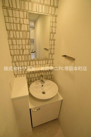 大阪市北区浮田２丁目の賃貸マンションの洗面所|他号室参考写真