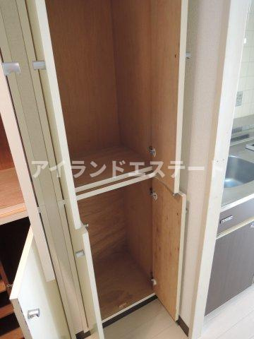 藤和横浜西口ハイタウン　分譲　高層階　事務所相談の収納
