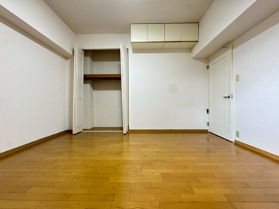 【洋室】 | ファミールハイツ緑地公園