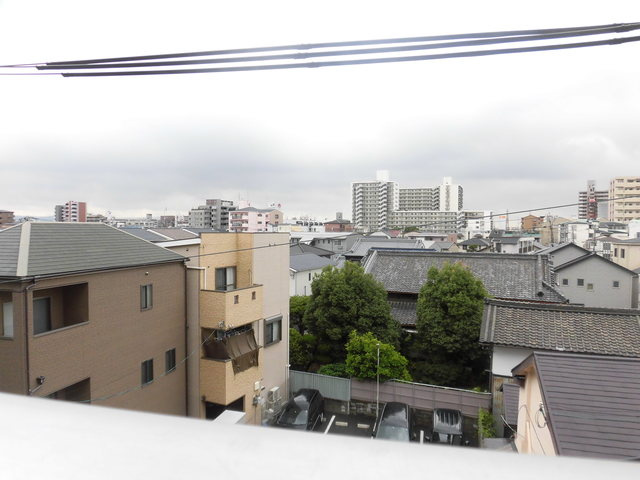 大阪市東淀川区小松２丁目のマンション