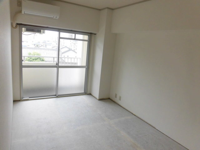 大阪市東淀川区小松２丁目のマンション