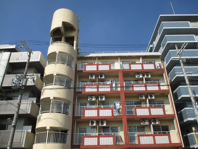 大阪市東淀川区小松２丁目のマンション