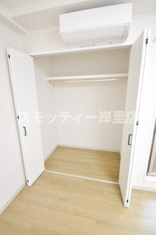 Acht HIK Residence 南住吉の収納