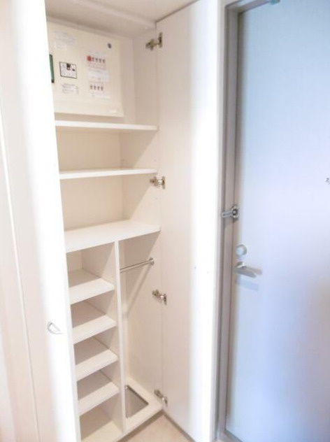 ピエス綱島の収納|他のお部屋の参考写真となります。