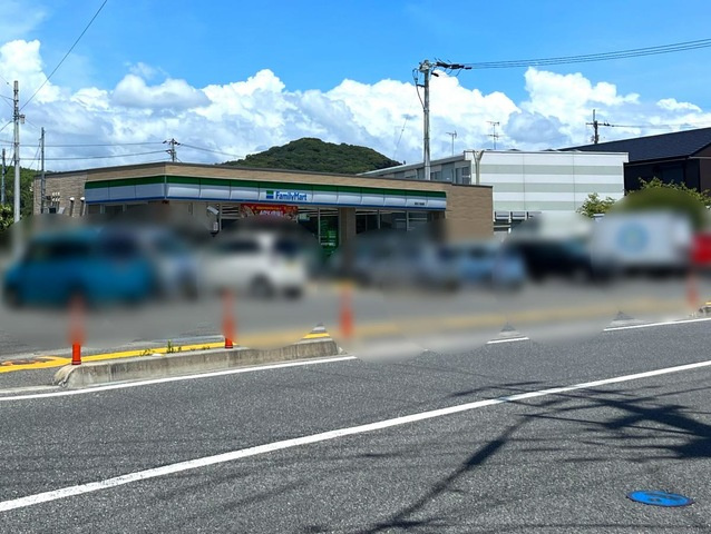 シェルル・スカイシーの周辺|ファミリーマート 高知介良通店 0.3km