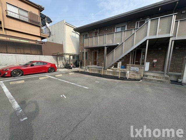 サンシャイン和の駐車場|駐車場があります