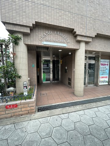 大阪市浪速区立葉１丁目の賃貸マンションのエントランス