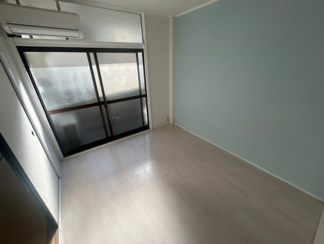 芦屋第一コーポラスの居間・リビング