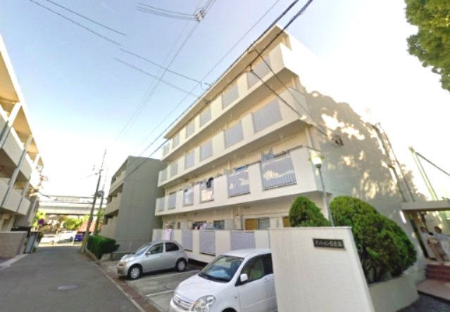 マンション住吉南の外観