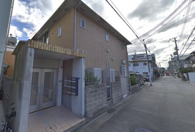 BRICKS本山の外観